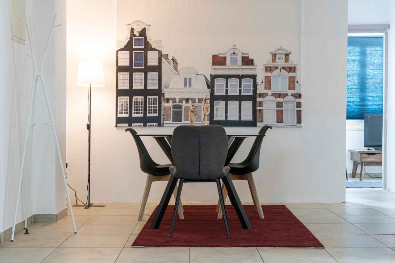 Private Room In Shared Flat Никосия Экстерьер фото